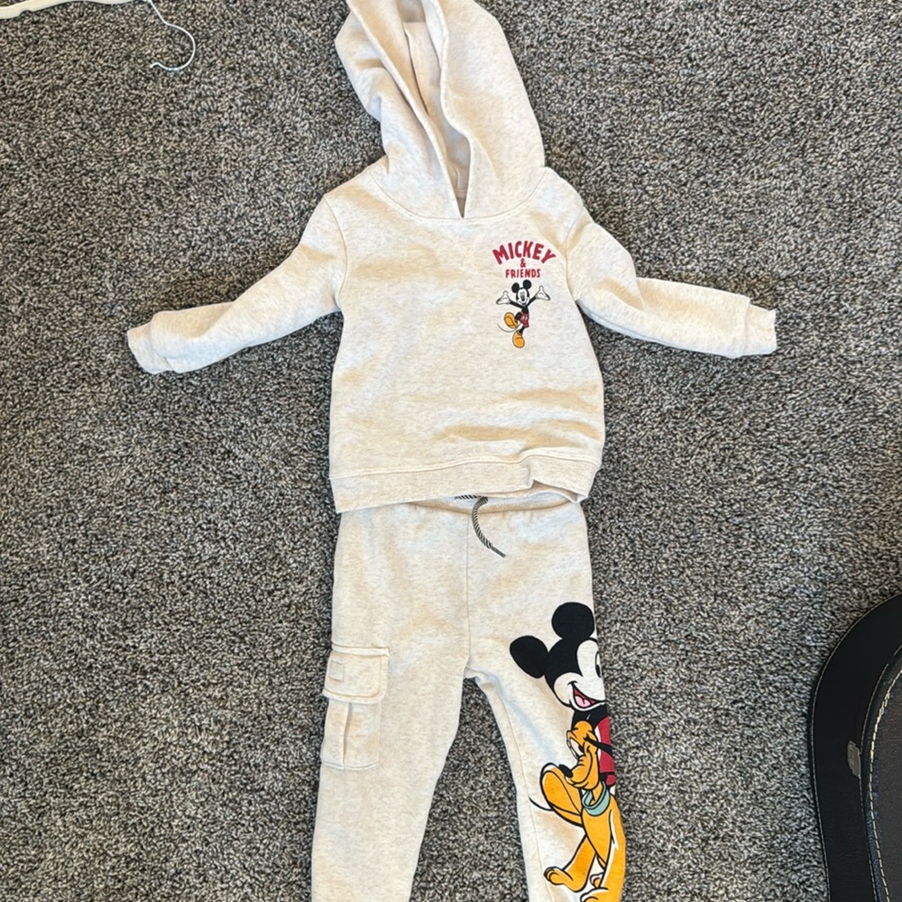 Mickey matching sweat set